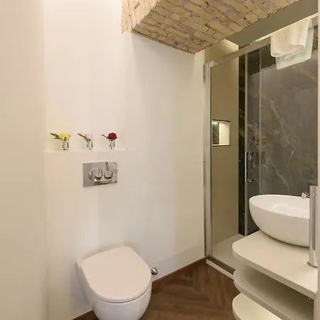 Antinous Guest house 4*